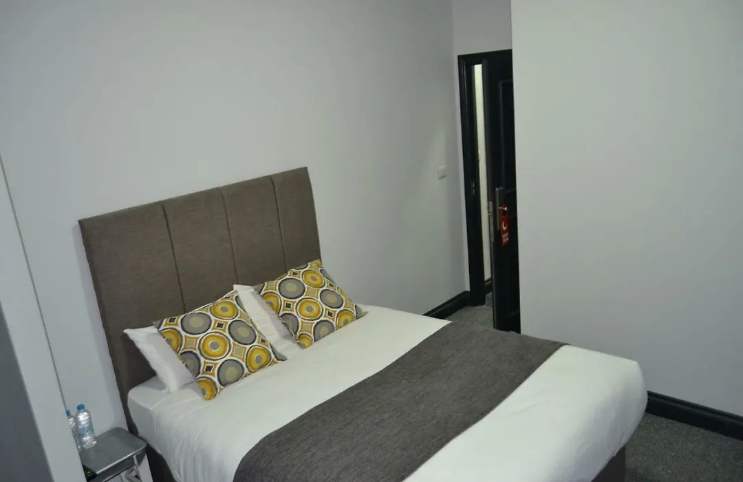 Manor House London-1